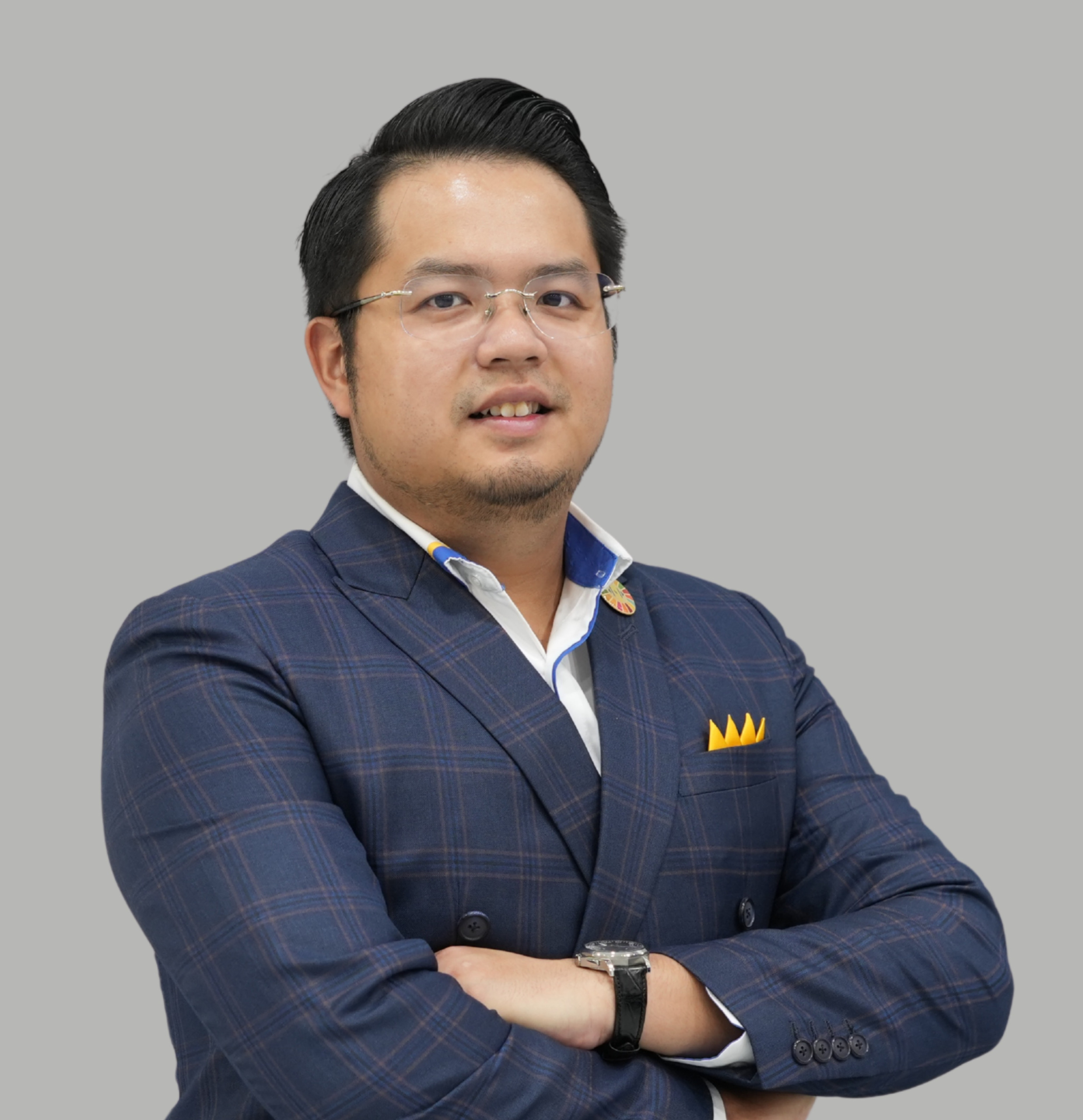 Dr.Matin_ProfessionalHeadshot_Highres1